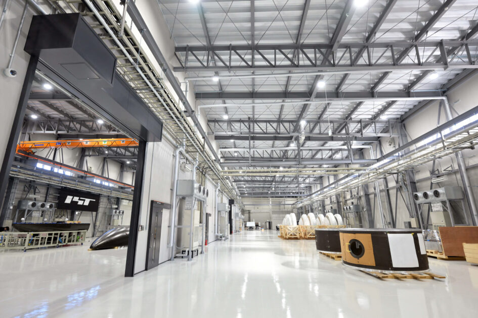 インターステラテクノロジズ 東北支社 工場内観