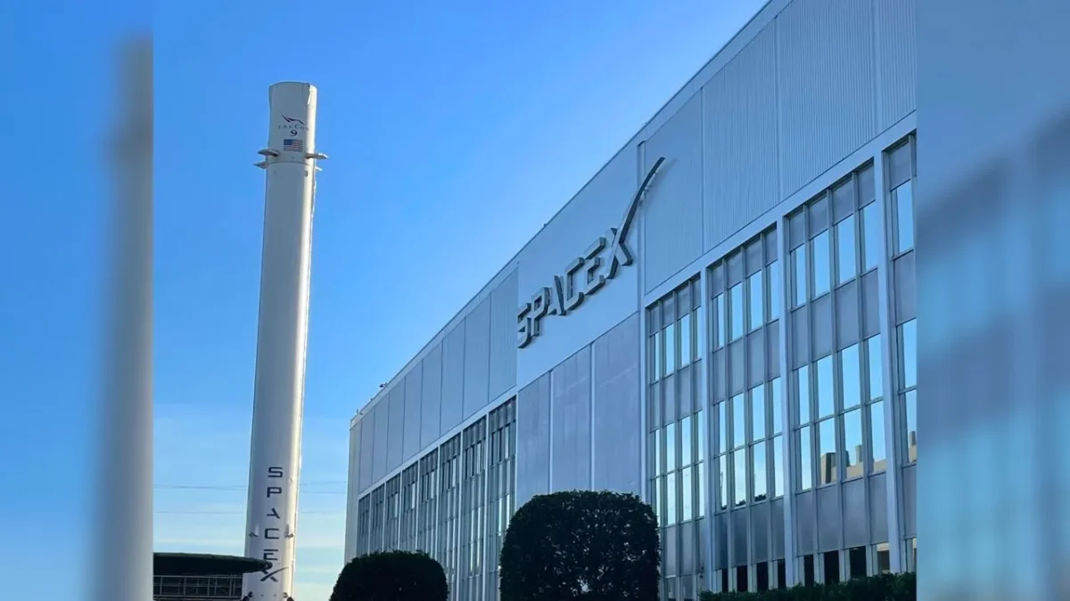 SoaceX元本社の画像