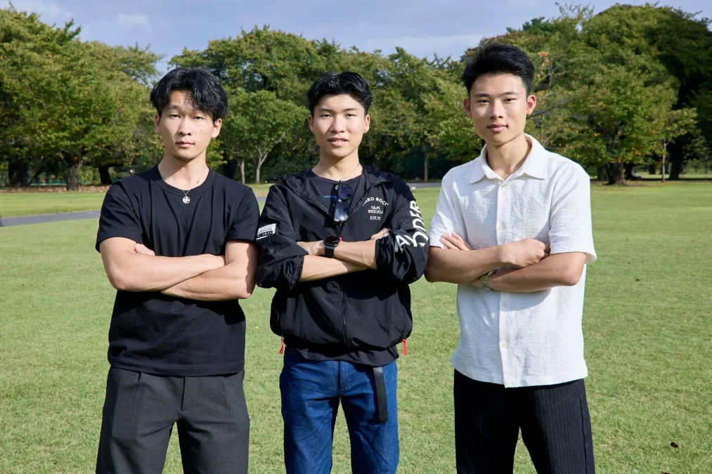 左からZero Industries COOの谷昊埜氏、CEOの杉原海氏、CTOの藤井佑成氏